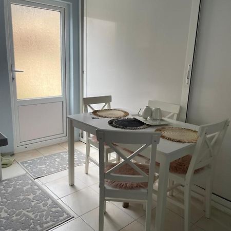 Garsoniera La Casa Lägenhet Timişoara Exteriör bild