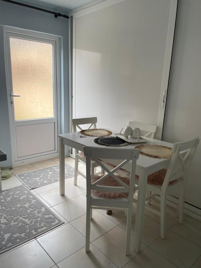 Garsoniera La Casa Lägenhet Timişoara Exteriör bild