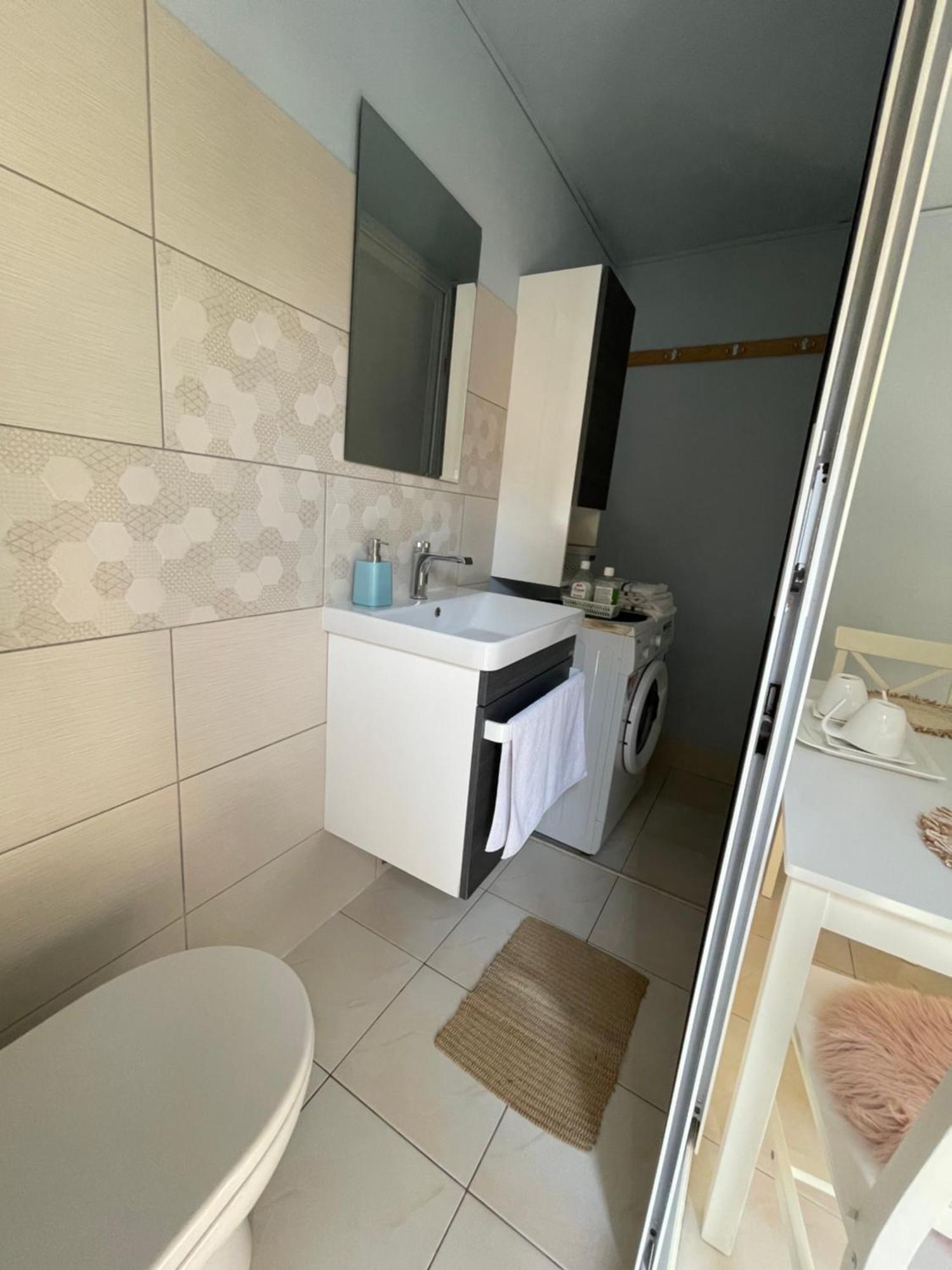 Garsoniera La Casa Lägenhet Timişoara Exteriör bild