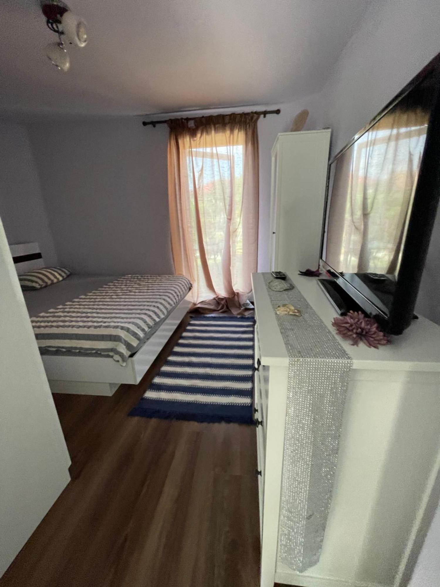 Garsoniera La Casa Lägenhet Timişoara Exteriör bild